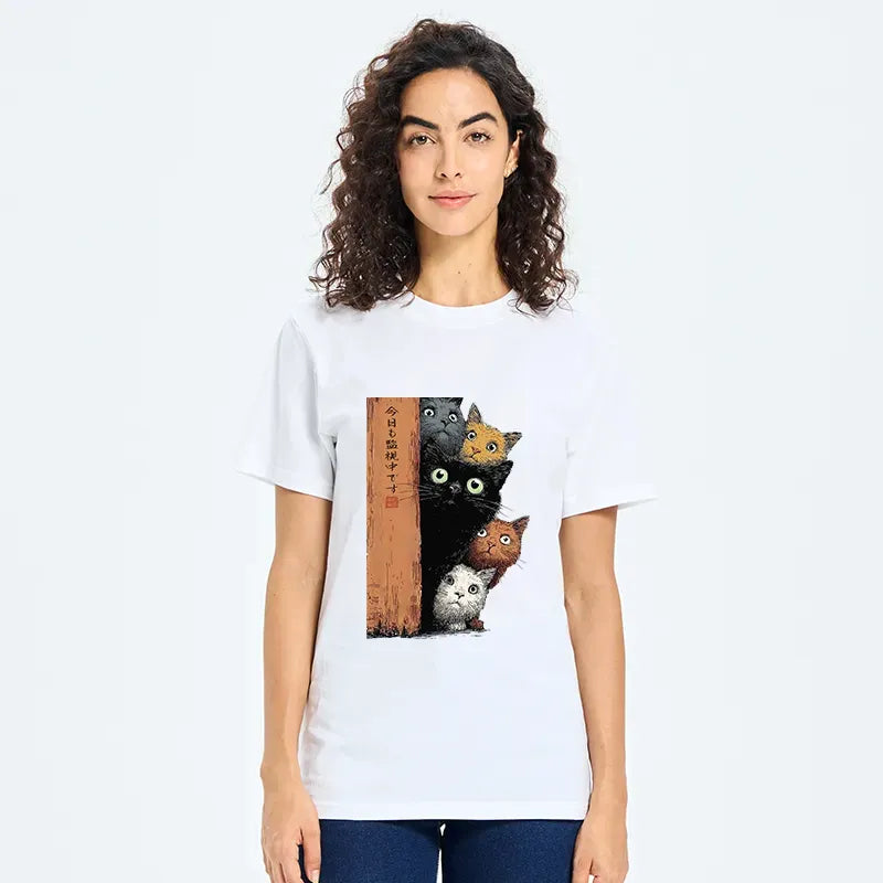 Kyoto-Lion Five Cats Are Watching You Classic T-Shirt
