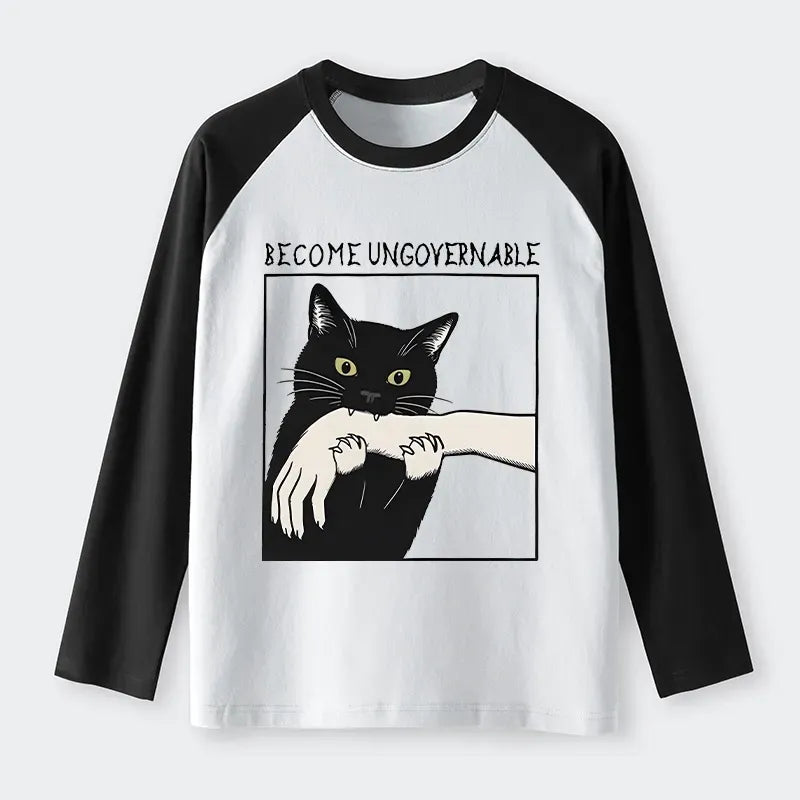 Kyoto-Lion Black Cat Biting Raglan Long Sleeve T-shirt