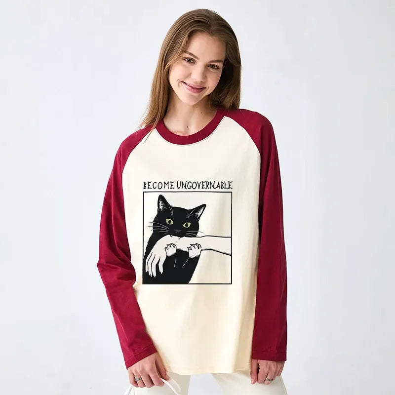 Kyoto-Lion Black Cat Biting Raglan Long Sleeve T-shirt