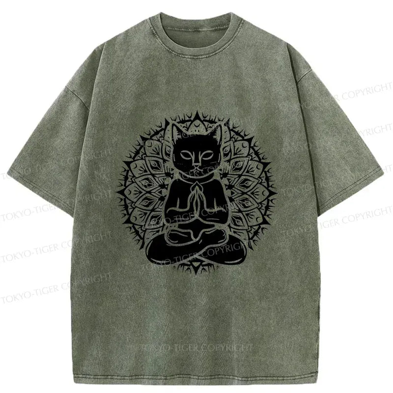 Yoga cat vintage tee for casual
