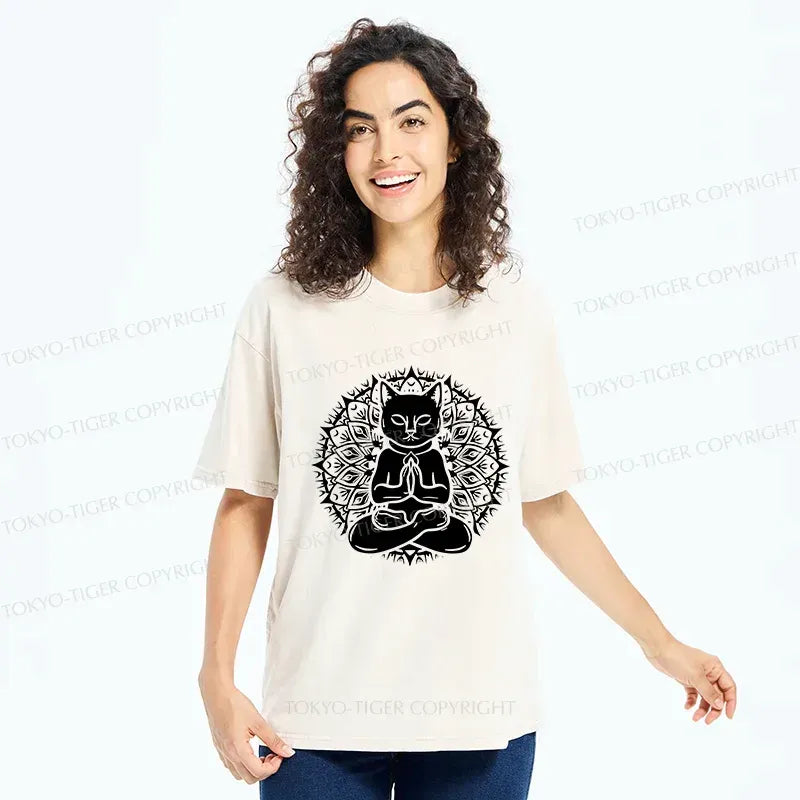 Kyoto-Lion Yoga Cat Japanese Washed T-Shirt