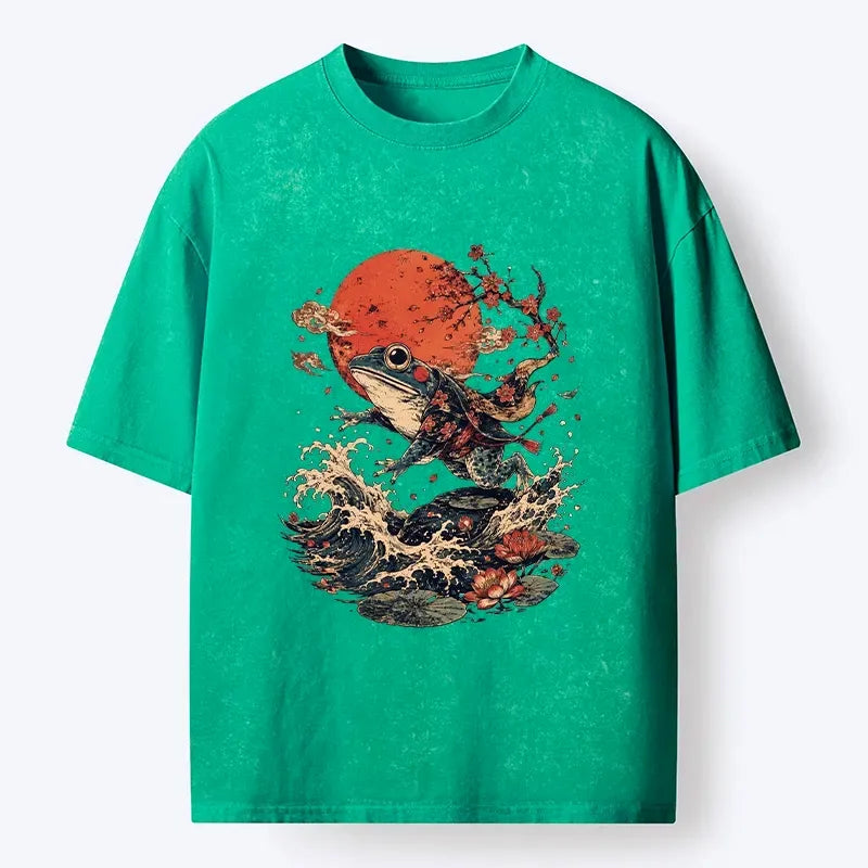 Kyoto-Lion Cool Japanese Style Frog Saving The World Washed T-Shirt