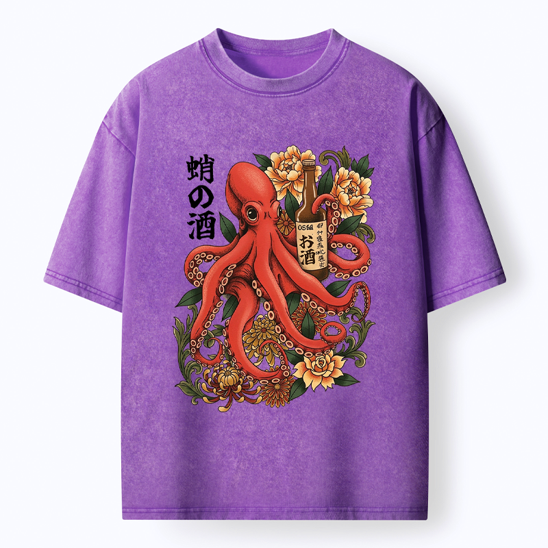 Kyoto-Lion Octopus with Sake Bottle Washed T-Shirt