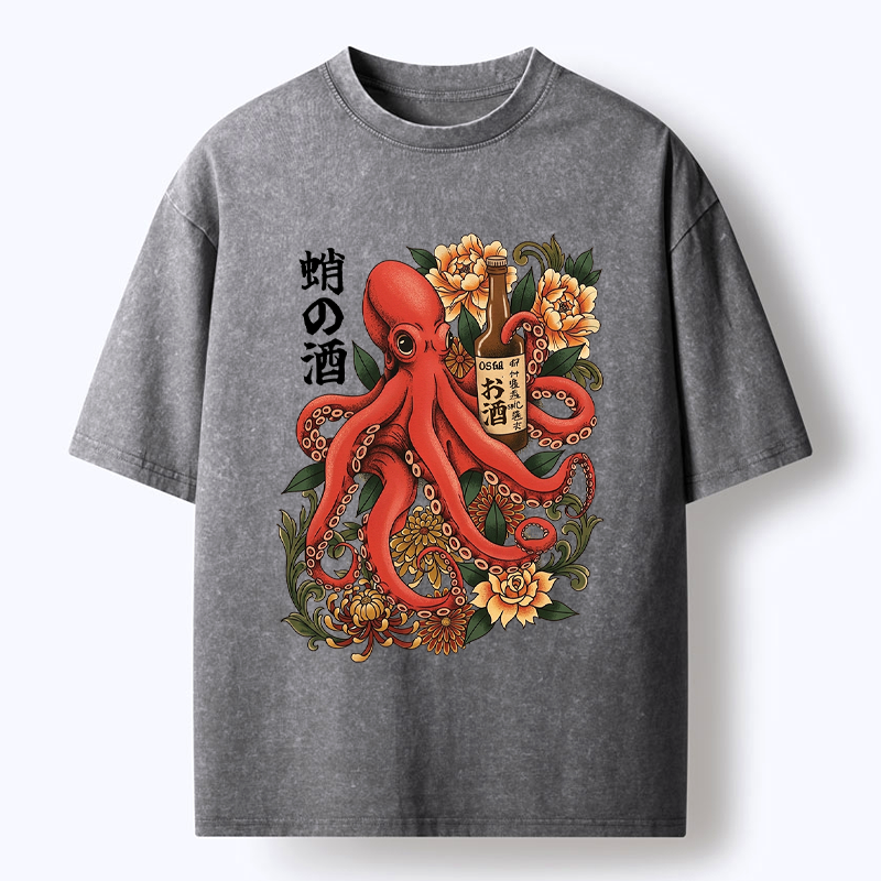Kyoto-Lion Octopus with Sake Bottle Washed T-Shirt
