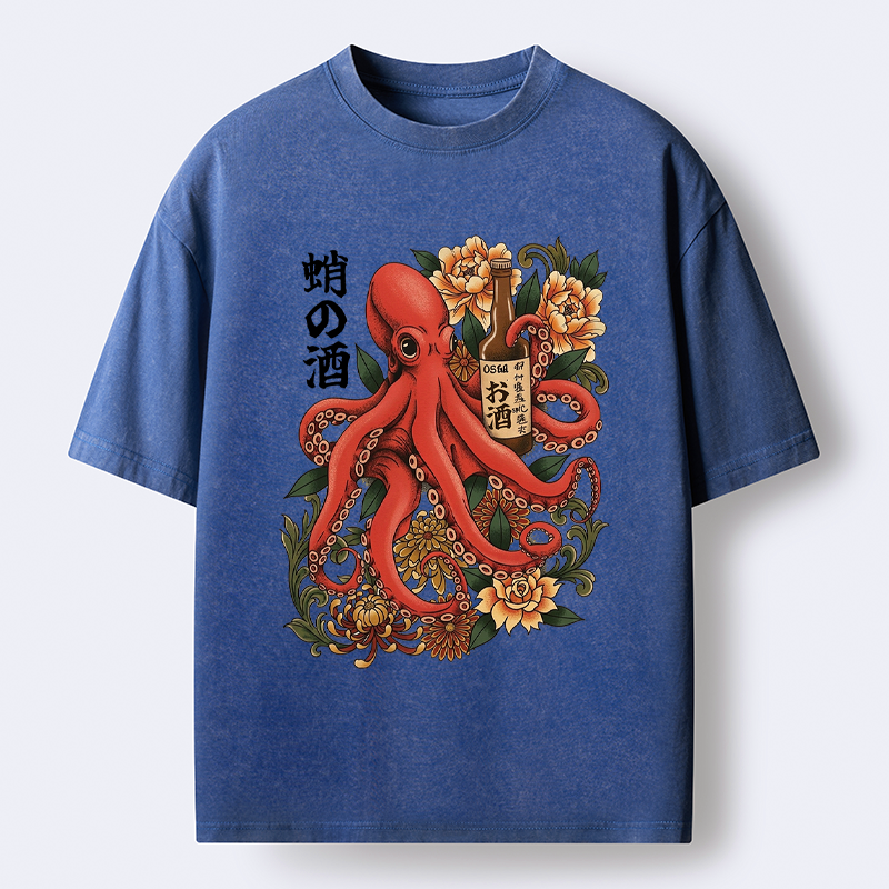 Kyoto-Lion Octopus with Sake Bottle Washed T-Shirt