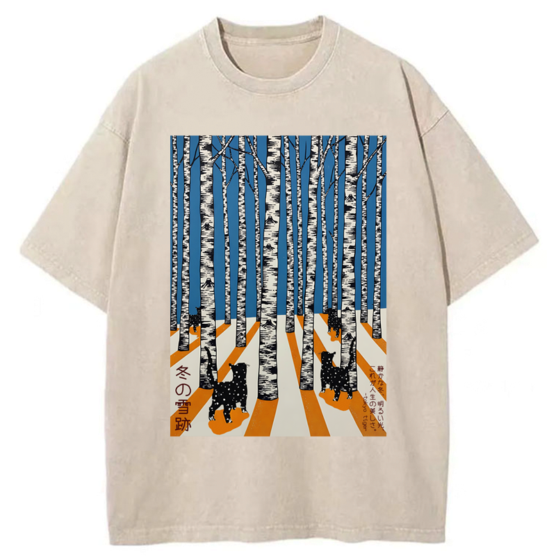 Kyoto-Lion Traces In The Winter Snow Washed T-Shirt