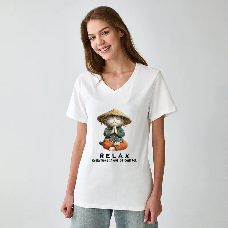 Kyoto-Lion Zen Relax Cat Graphic V-Neck Classic T-Shirt