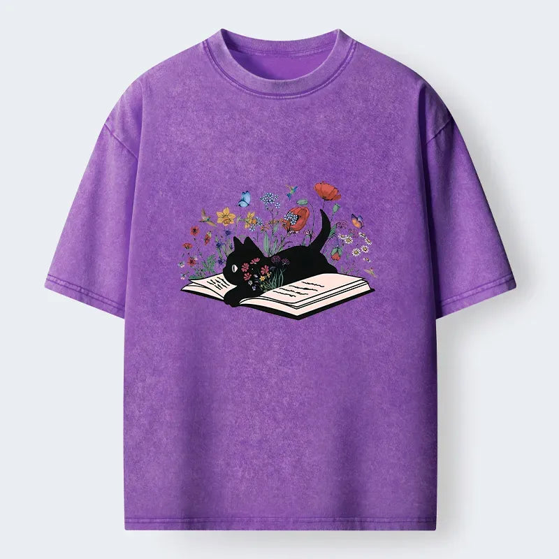 Kyoto-Lion Black Cat Reading Washed T-Shirt