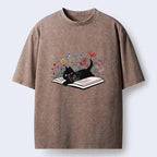 Kyoto-Lion Black Cat Reading Washed T-Shirt