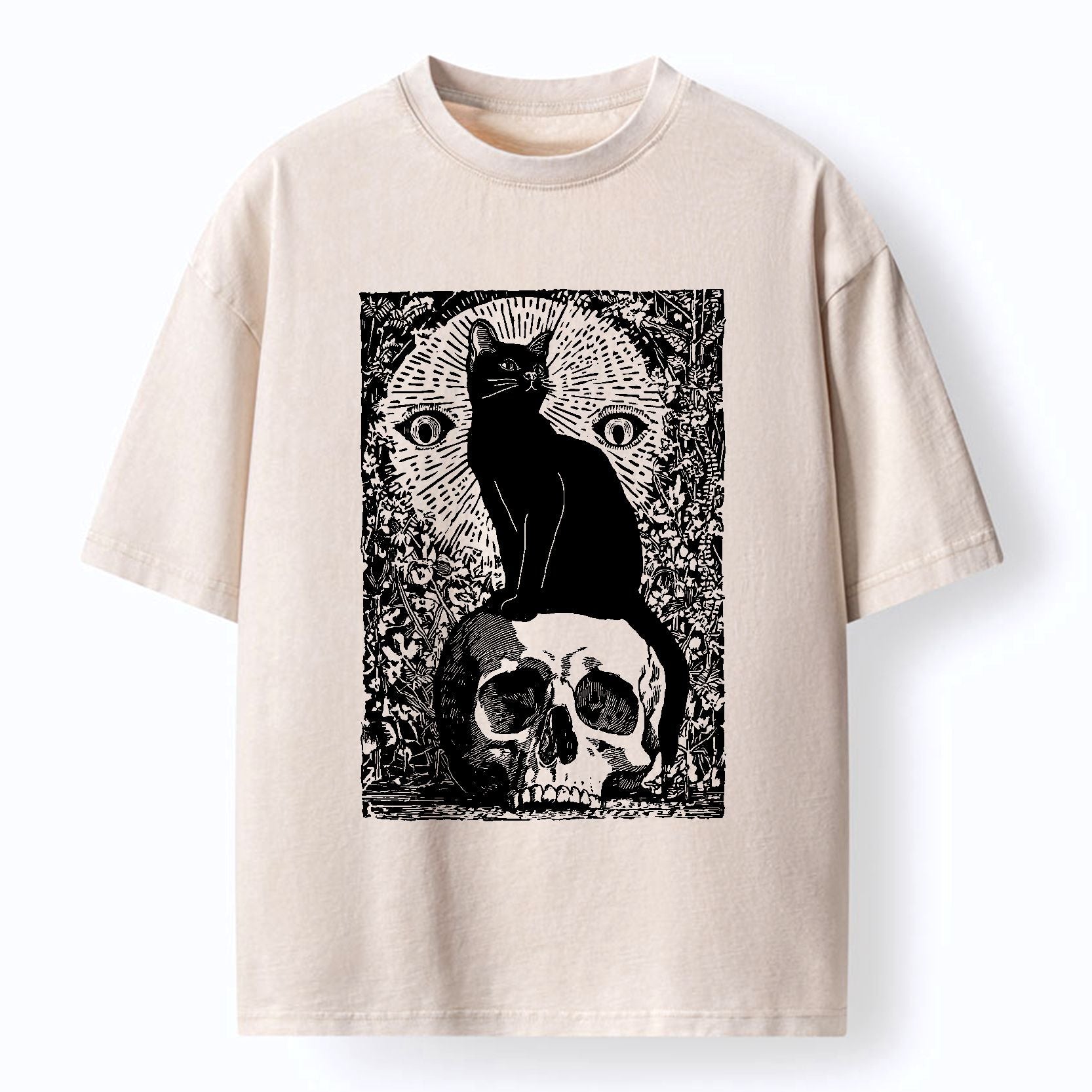 Kyoto-Lion Black Cat Sitting On The Skull Washed T-Shirt