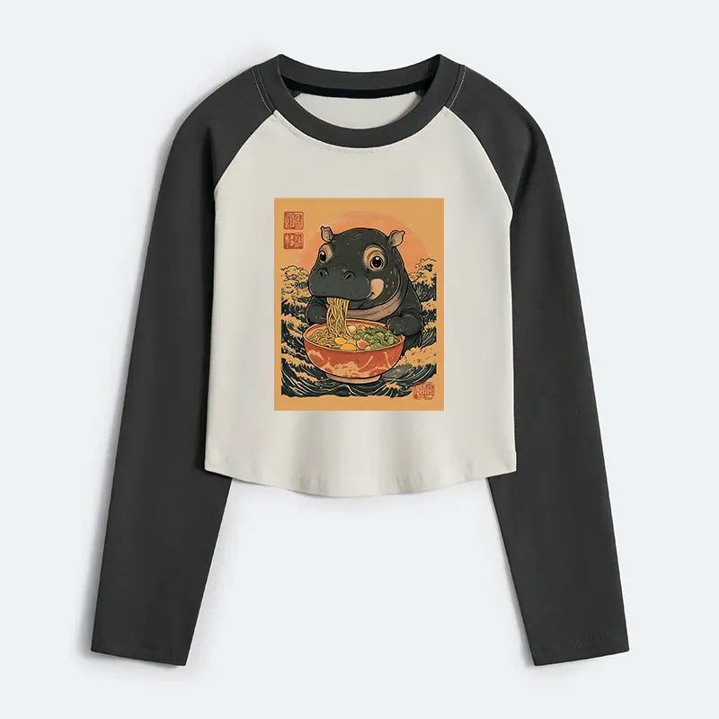Trendy Women's Raglan T-Shirt for Summer