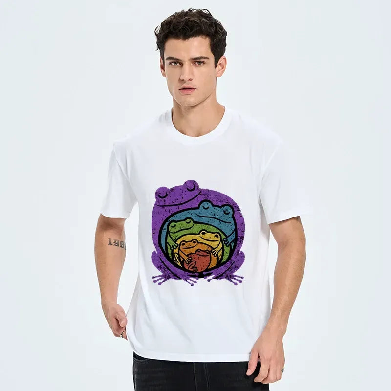Kyoto-Lion Rainbow Frogs Hugging Classic T-Shirt