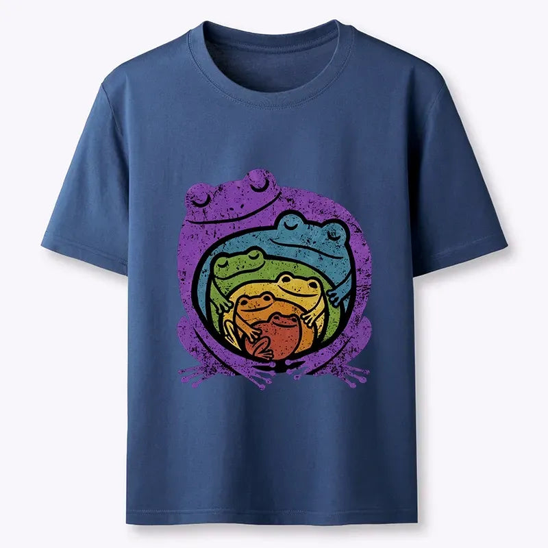 Kyoto-Lion Rainbow Frogs Hugging Classic T-Shirt