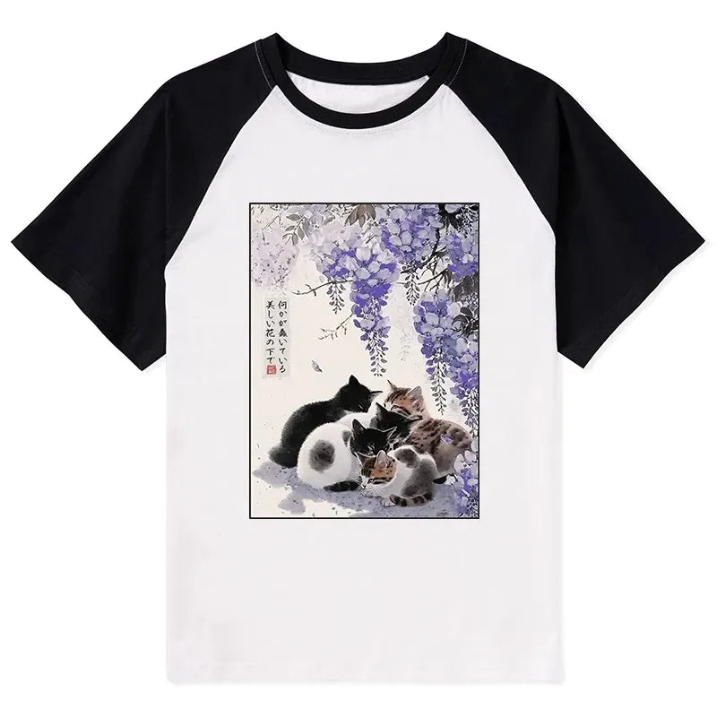 Kyoto-Lion Cats plotting under the wisteria Raglan T-shirt