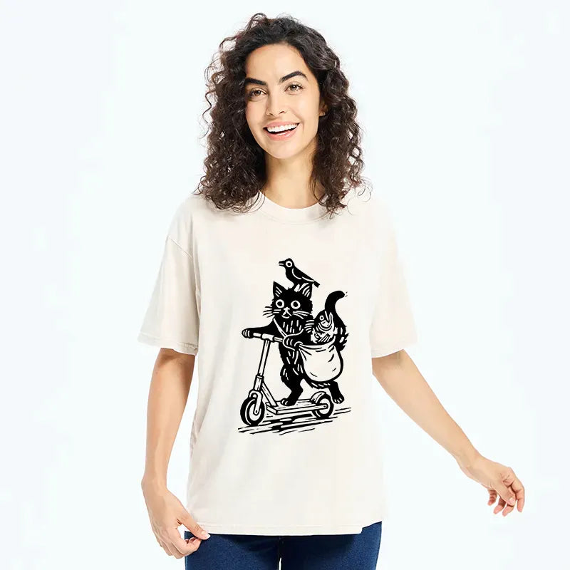 Kyoto-Lion Cat Skateboarding Japan Washed T-Shirt