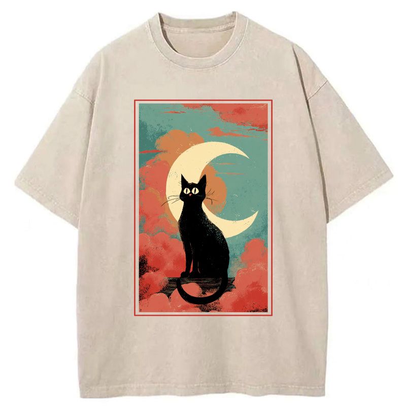 Trendy Japanese streetwear t-shirt for summer