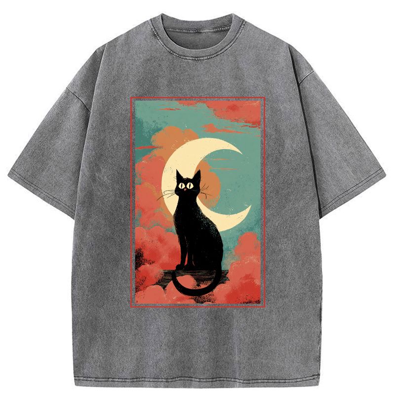 Trendy Japanese streetwear t-shirt for summer