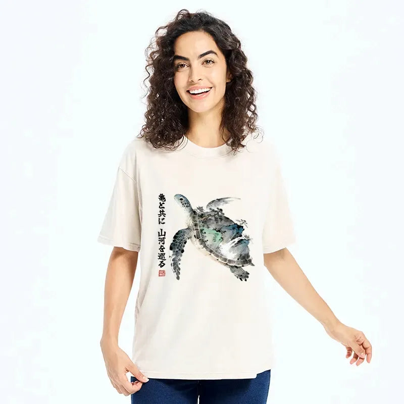 Casual Japanese Sea Turtle T-Shirt