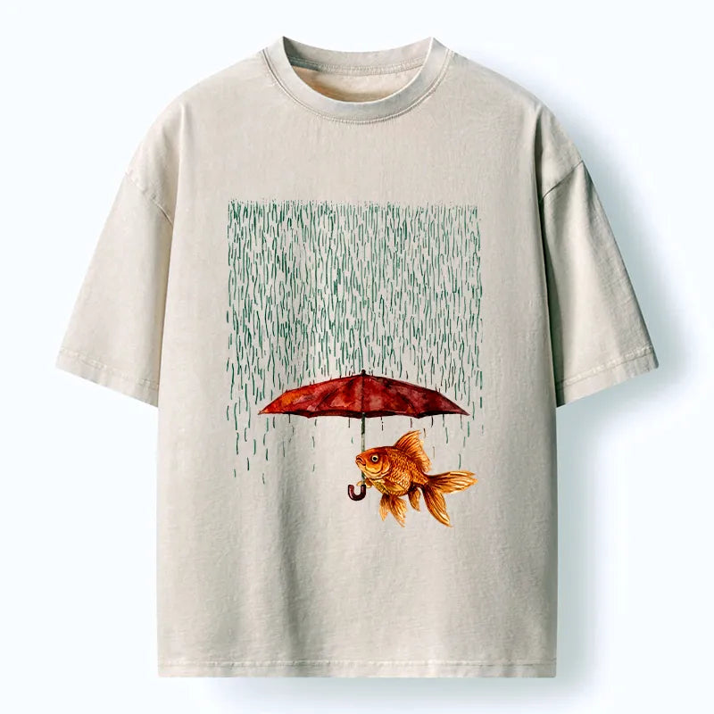 Kyoto-Lion Rainy Goldfish With Umbrella Art Washed T-Shirt