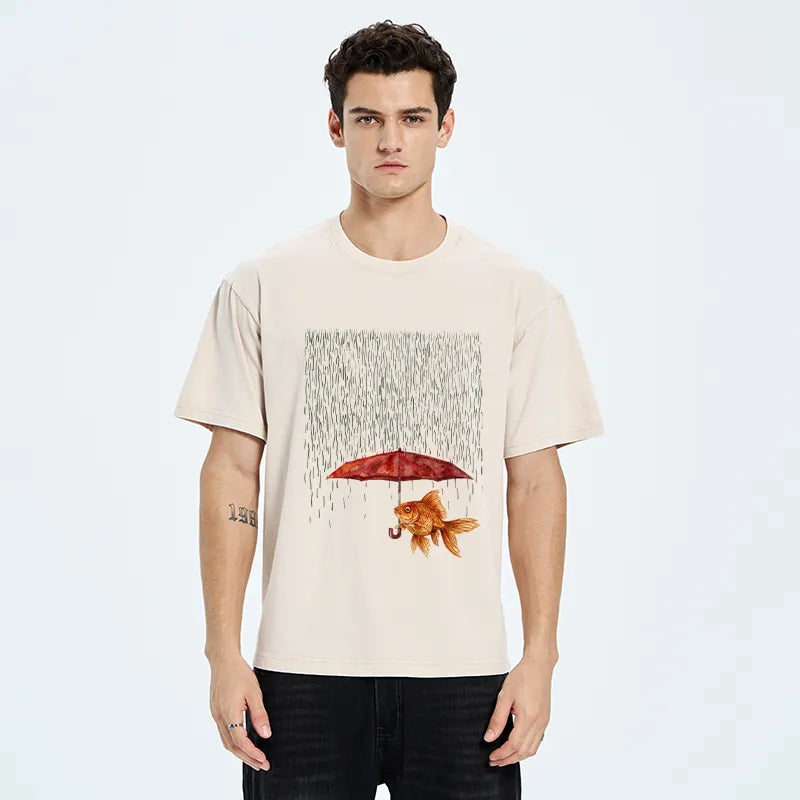 Kyoto-Lion Rainy Goldfish With Umbrella Art Washed T-Shirt