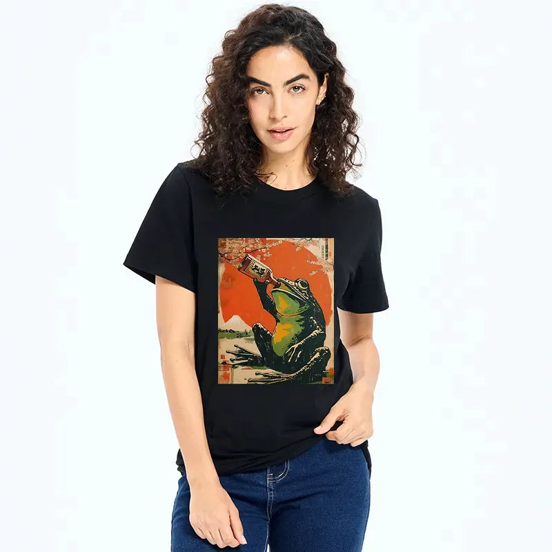 Japanese Frog Drinking Beer T-Shirt