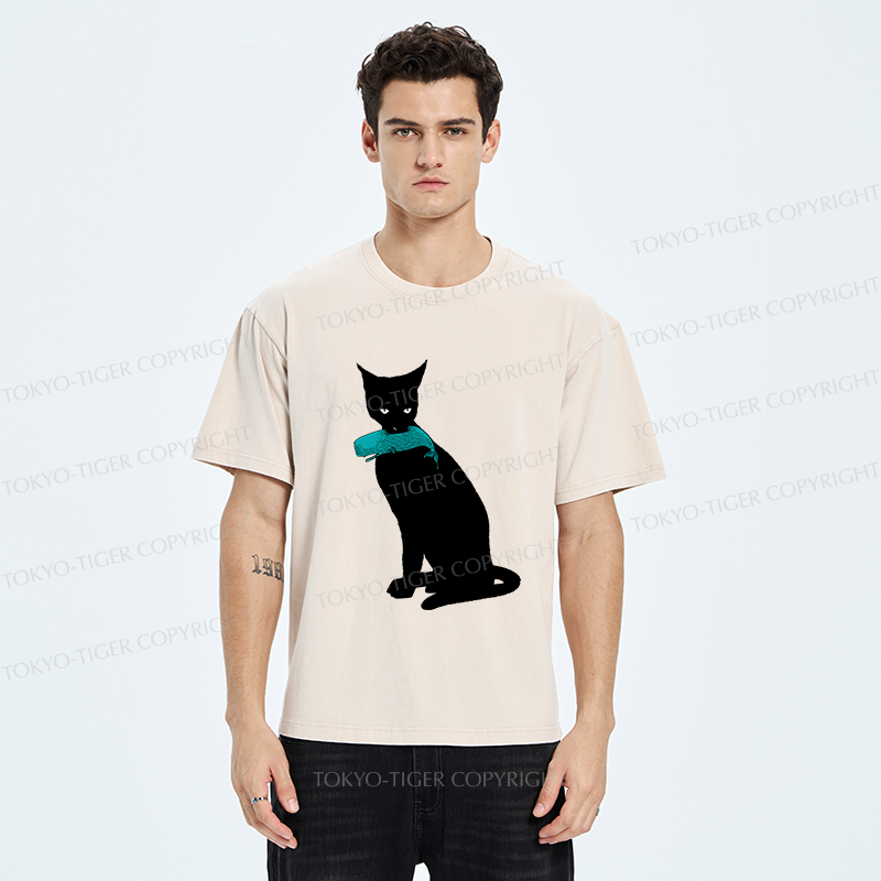 Kyoto-Lion Cat Eats Whale Washed T-Shirt
