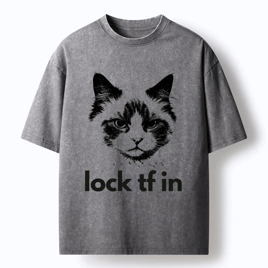 Japanese Vintage Cat T-Shirt for Streetwear