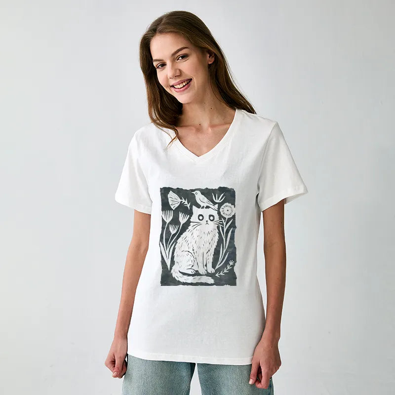 Kyoto-Lion Folk Paper Cut Cat Bird Floral Art V-Neck Classic T-Shirt
