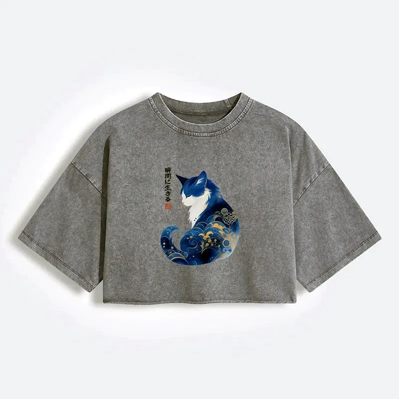 Kyoto-Lion Retro Zen Cat: Living the Present Women's Washed Crop T-Shirt