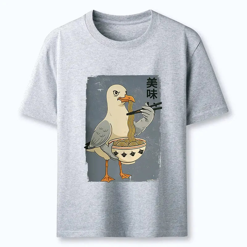 Kyoto-Lion Pigeons Eating Ramen Classic T-Shirt