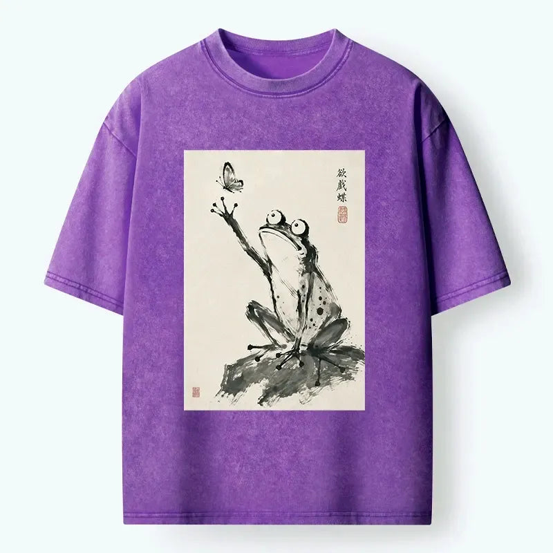 Kyoto-Lion Frog Chasing A Butterfly Washed T-Shirt