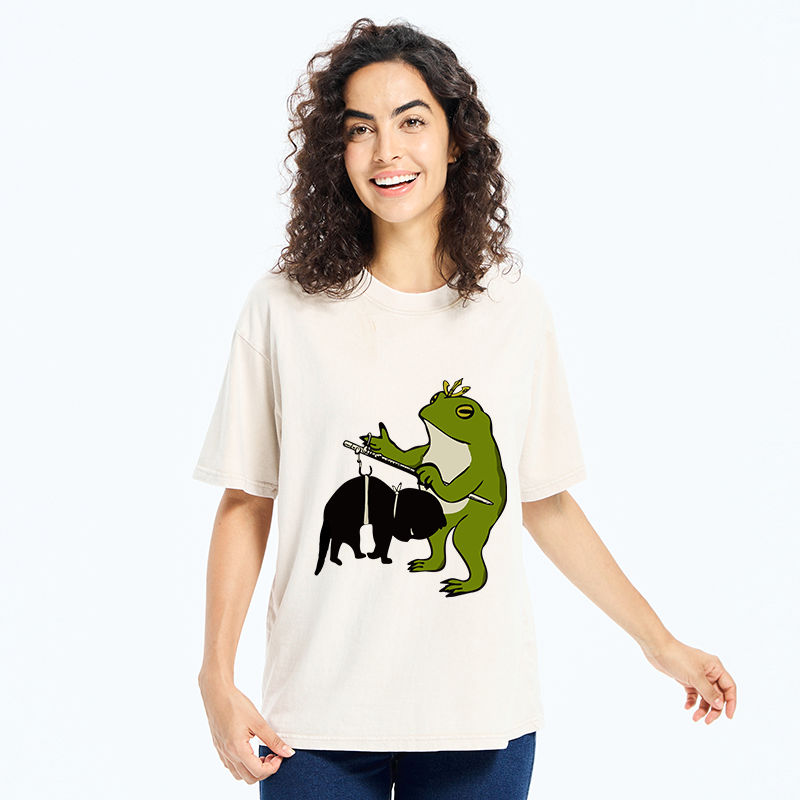 Japanese Cat T-Shirt for Streetwear
