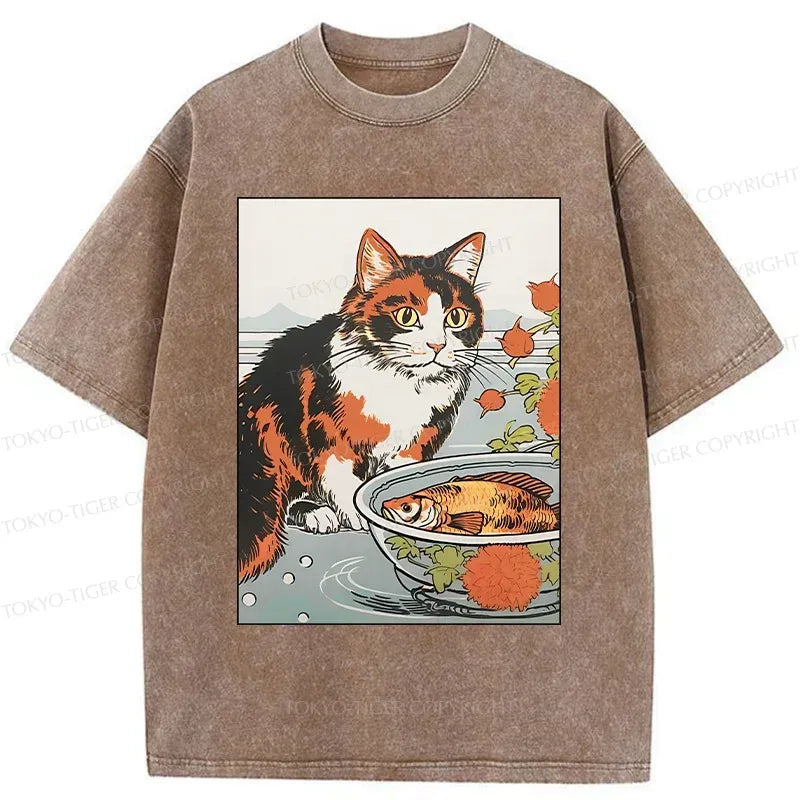 Kyoto-Lion Cat Watching Koi Washed T-Shirt