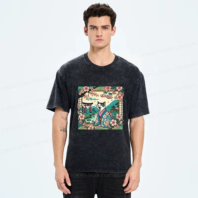 Kyoto-Lion Yawning Cat Washed T-Shirt