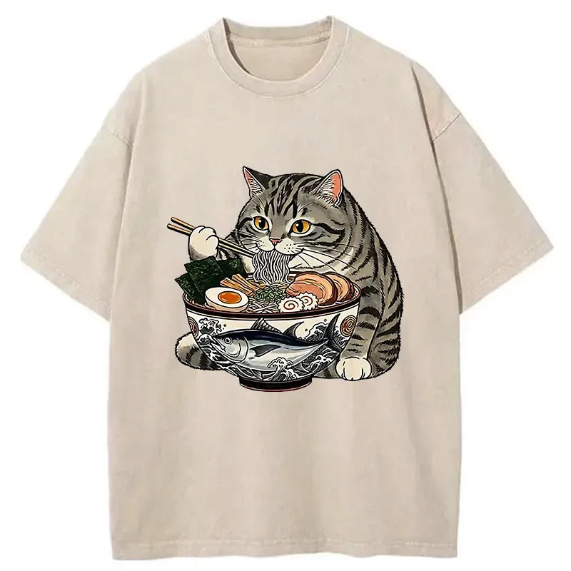 Kyoto-Lion Fat Cat Eats Delicious Japanese Ramen Washed T-Shirt