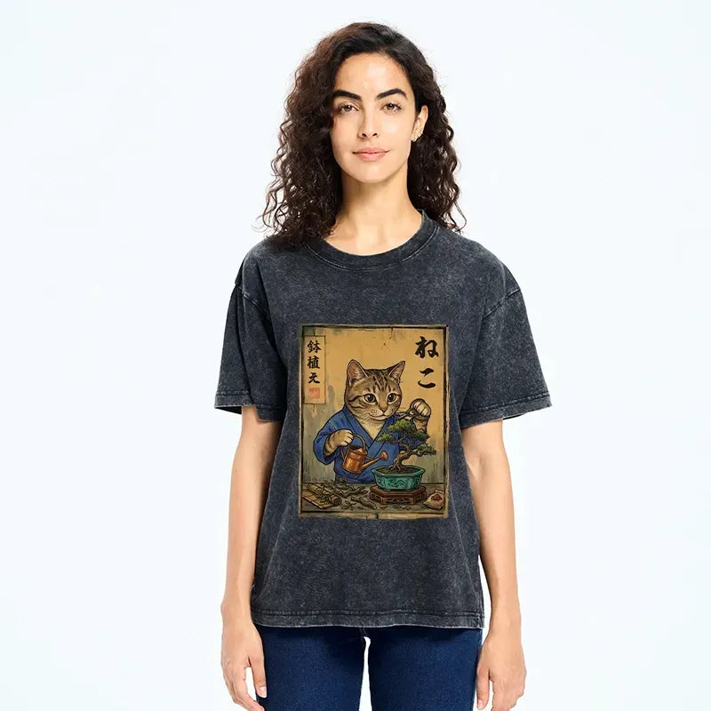 Kyoto-Lion Cat Mastering Bonsai Art Washed T-Shirt