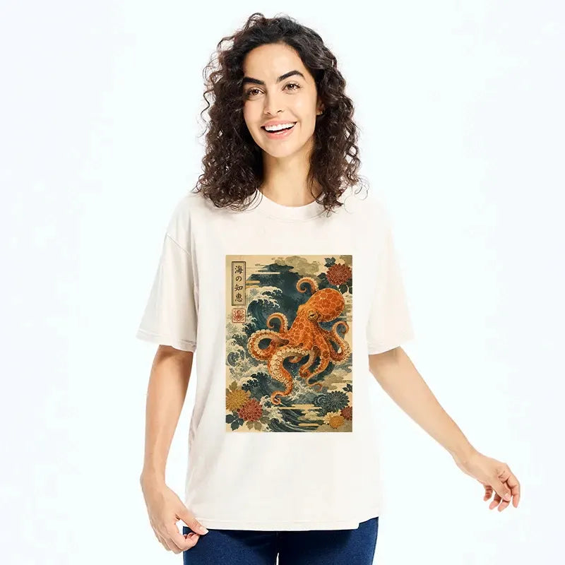 Kyoto-Lion Wise Octopus Sea Wave Ukiyo E Art Washed T-Shirt