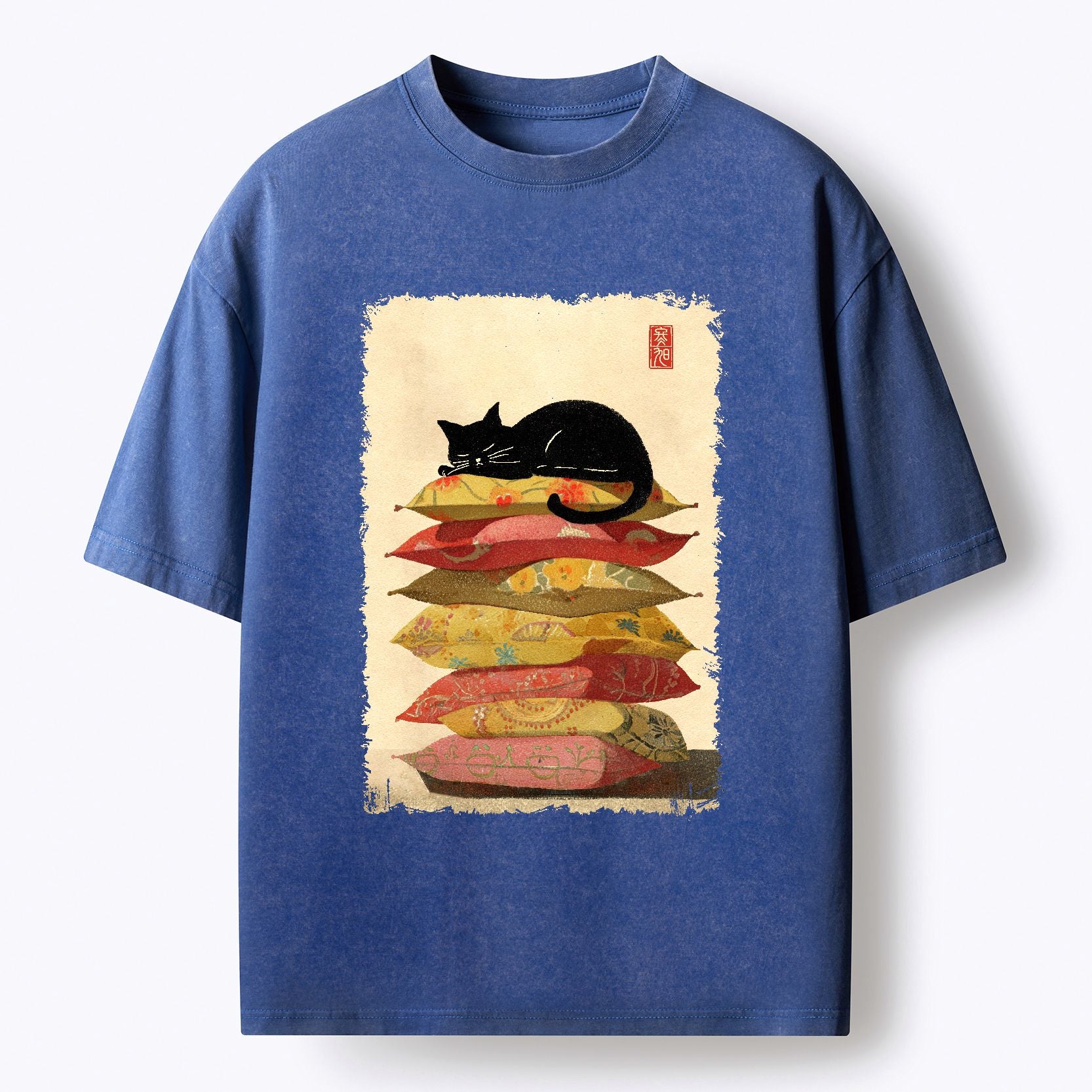 Kyoto-Lion Sleeping Cat On The Pillows Washed T-Shirt