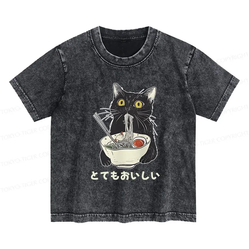 cute cat eating ramen t-shirt