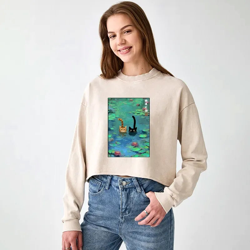 Kyoto-Lion Funny Cats Swimming In Lilies Washed Crop Sweatshirt