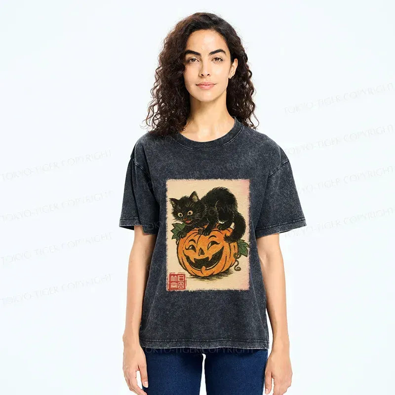 Kyoto-Lion Black Cat And Pumpkin Washed T-Shirt