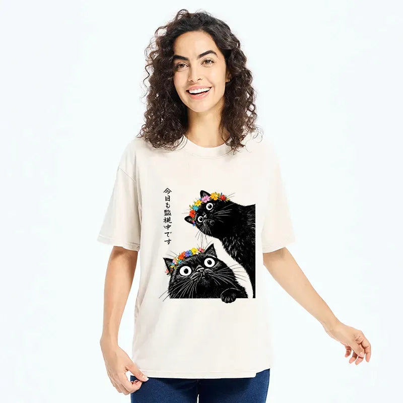 Japanese vintage cat t-shirt for daily wear