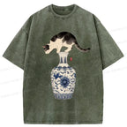 Unisex Japanese Cat Tee for Everyday Wear