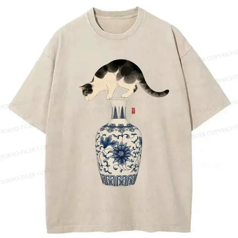 Unisex Japanese Cat Tee for Everyday Wear