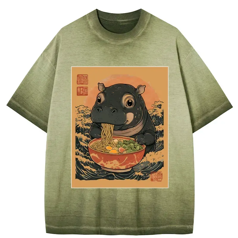 Kyoto-Lion Moo Deng Eat Ramen Gradient Washed T-Shirt