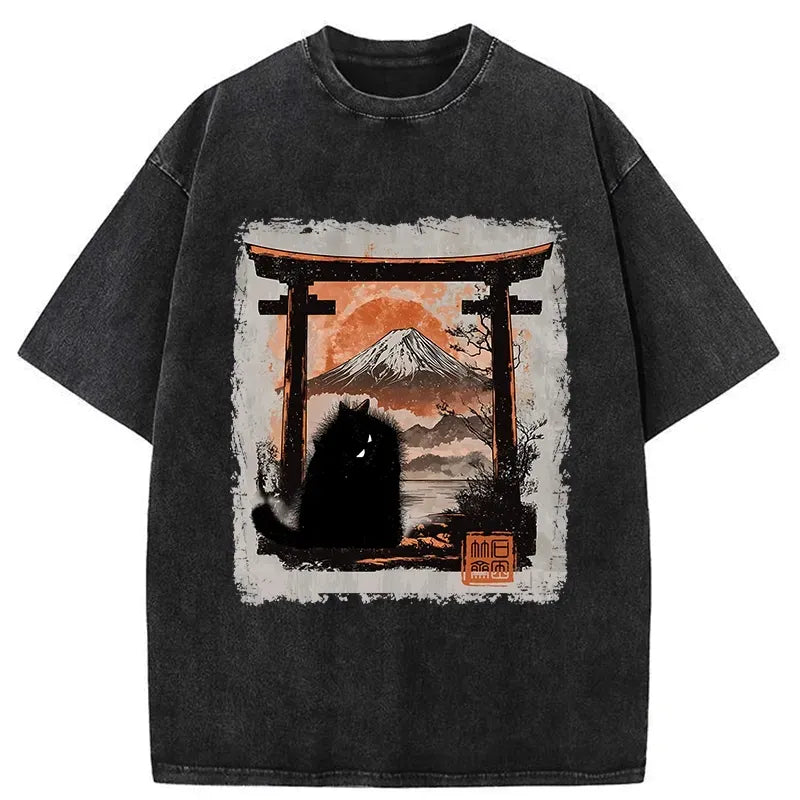 mt fuji guardian cat t-shirt