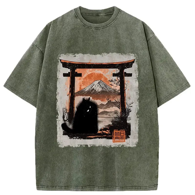 mt fuji guardian cat t-shirt