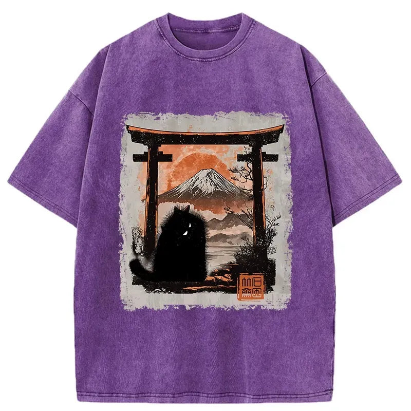 mt fuji guardian cat t-shirt