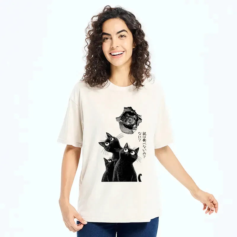 Kyoto-Lion Cats And The Curious Mouse Washed T-Shirt