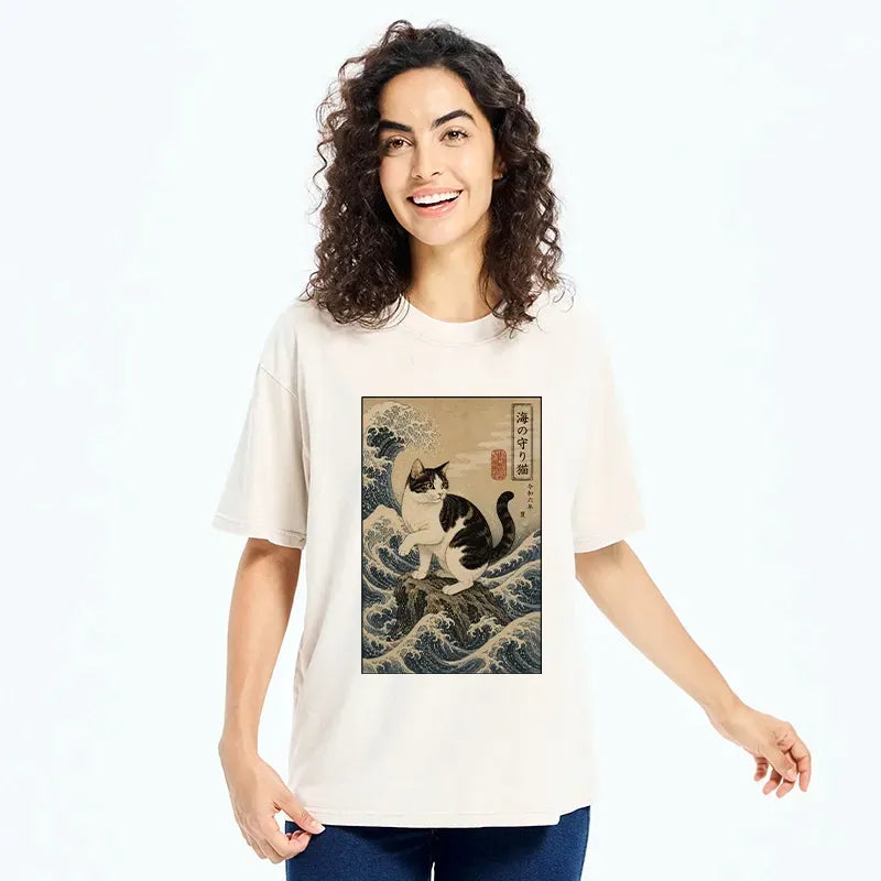 Kyoto-Lion Sea Guardian Cat In Great Wave Art Washed T-Shirt